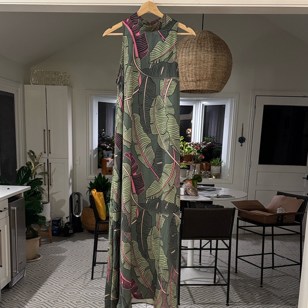 Karlie Tropical Leaf Print Maxi Dress